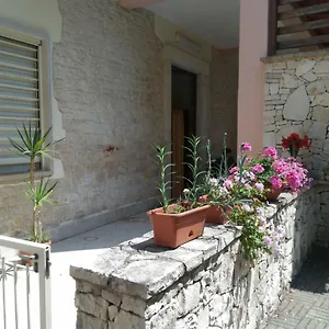  Hébergement de vacances La Pietra Smeraldina Italie